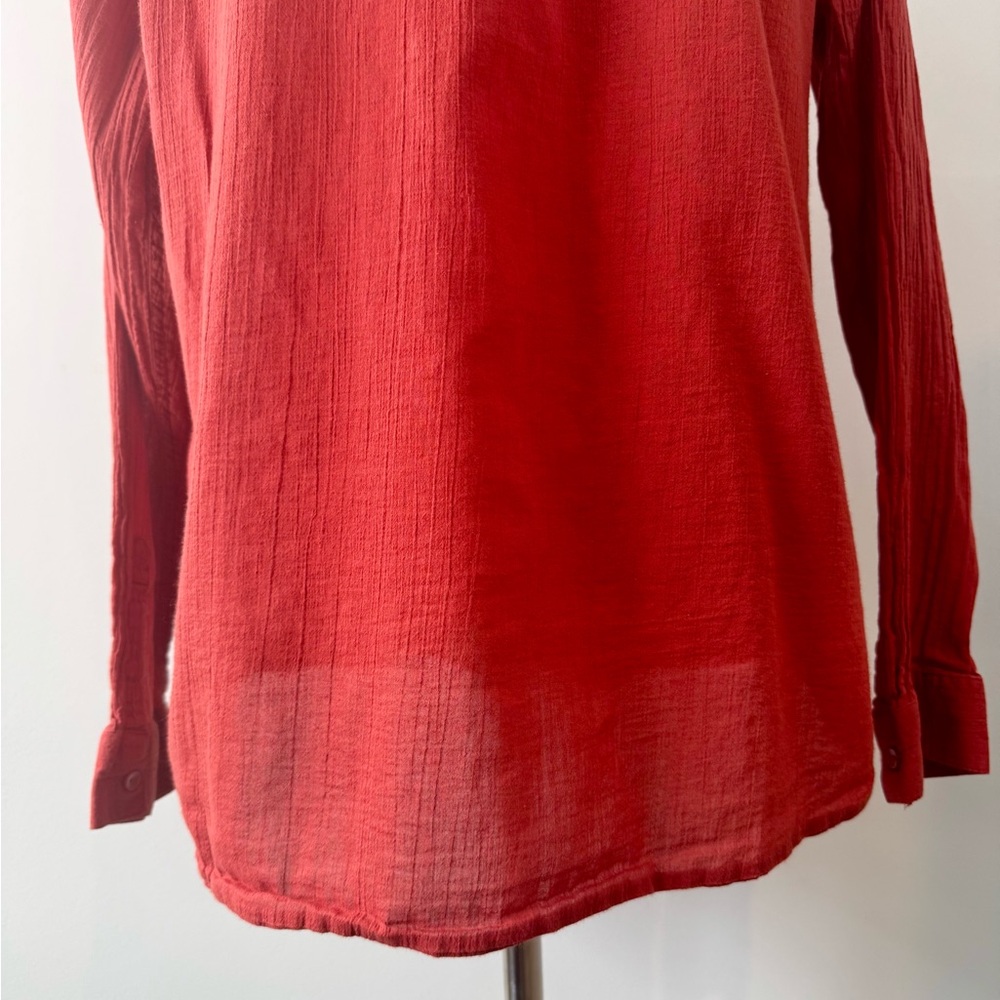 Banana Republic Solid Voile Button Front Boyfrien… - image 6